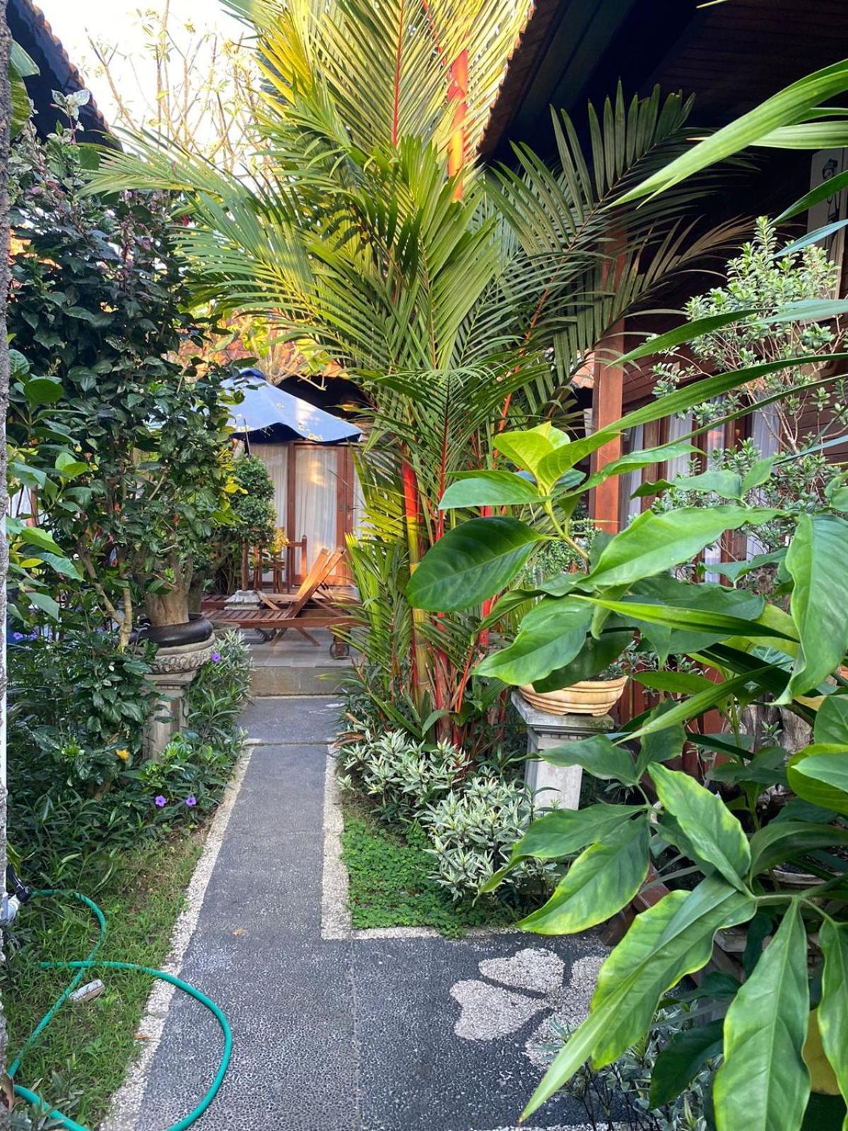 Wait Garden Cottage Toyapakeh Exterior photo
